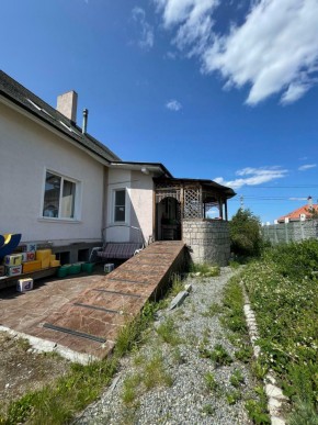 ул. Кленовая,1 в Заречном - zarechnyj.yutvil.ru - фото 3